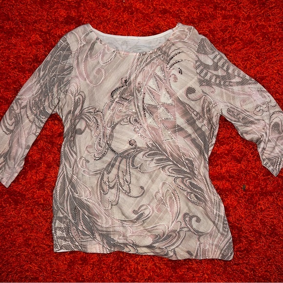 Chicos 3/4 sleeve shirt sz L embellished front design easy fit jersey style - Picture 3 of 10